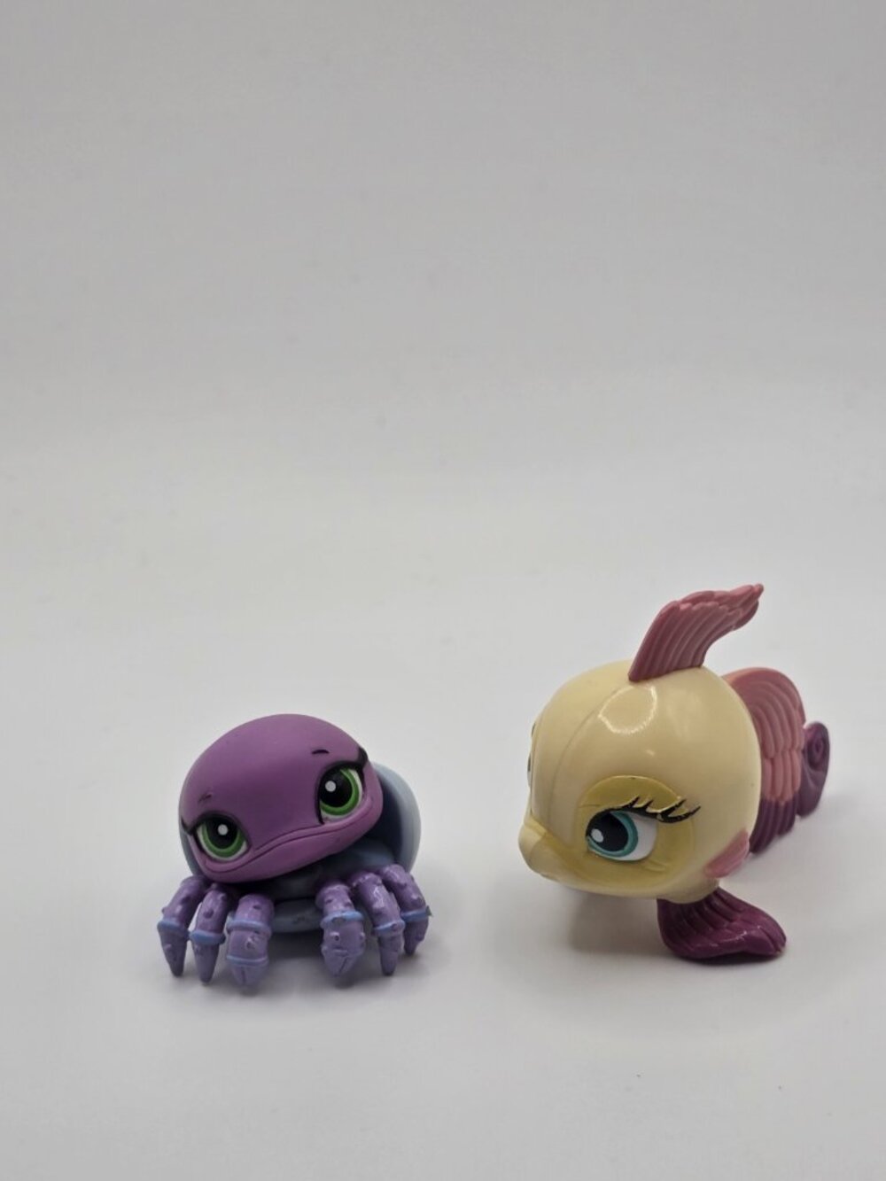 Bratz 4-Ever Lil’ Angelz Beach Pets #512 #518 Hermit Crab And Fish Figures RARE